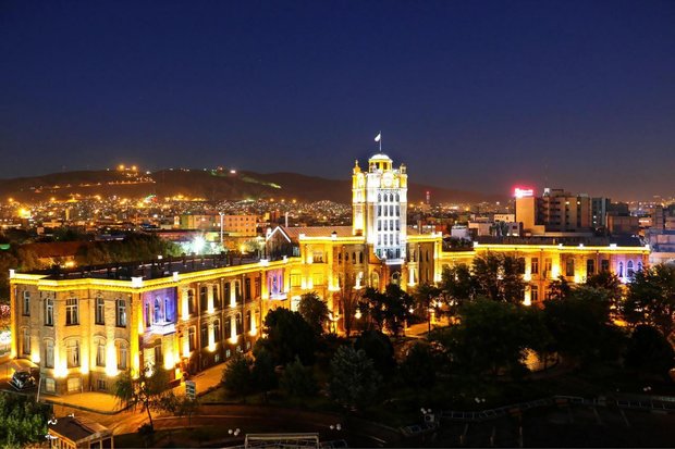 میدان ساعت