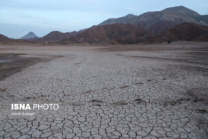 نهند تشنه است…