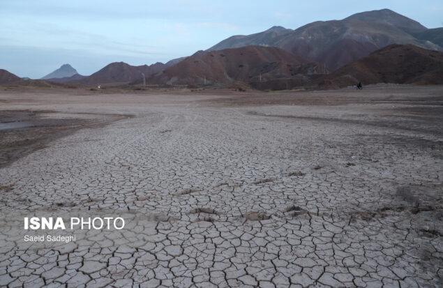 نهند تشنه است…