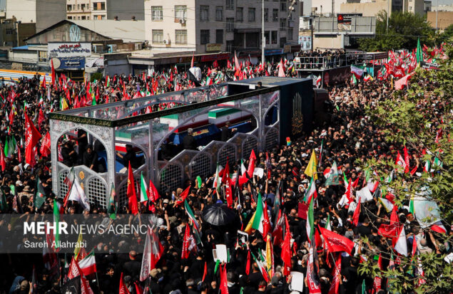 مراسم تشییع پیکر مطهر رهبر شهید انقلاب در تهران